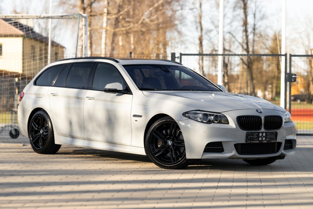 BMW F11 530D M-Sport Package